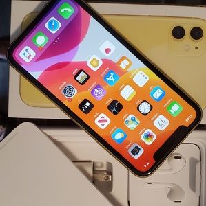 💥💥💥💥SOLD💥💥💥💥BNIB APPLE UNLOCKED IPHONE 11